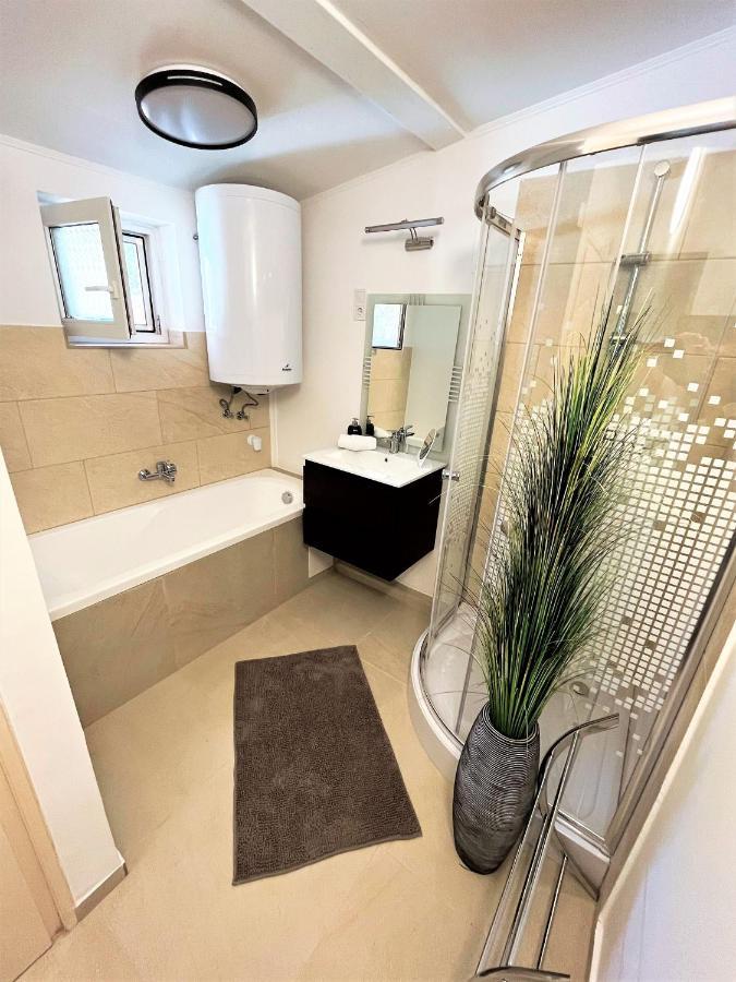 Nyuszis Apartman Kiskunmajsa Ngoại thất bức ảnh